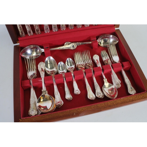 731 - Canteen of Cutlery Newbridge Stainless A1 Electro plated. Dimensions: Height 7cm, Width 40.5cm, Dept... 