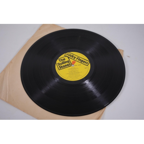 86 - The Rolling Stones Sticky Fingers with Zip LP COC 59100 First Edition, the record sleeve is in used ... 