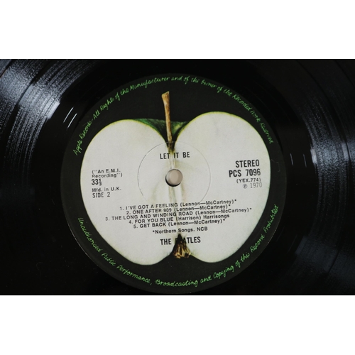 9 - The Beatles Rubber Soul Mono LP PMC1267, XEX 579-5 OH, XEX 580-5 PH, the vinyl is in played conditio... 