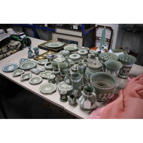 757 - Large collection of Wedgwood jasperware green