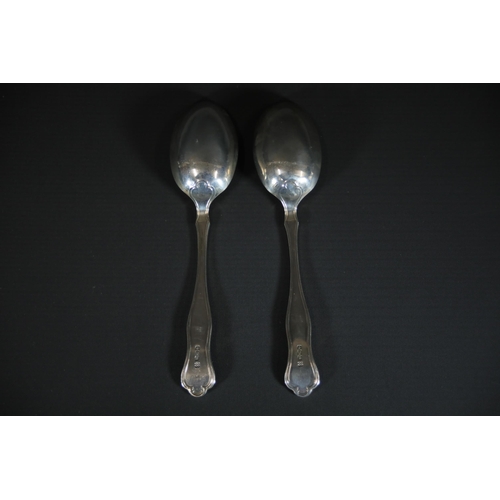 104 - Vintage 1925 Dated Silver Dessert Spoons, 190g Total Weight, Martin Hall & Co of Sheffield.