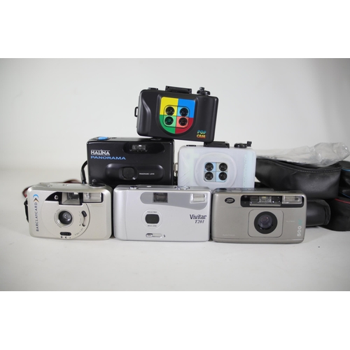 11 - Compact Cameras Job Lot - 29 Units

This job lot consists of 29 compact cameras of various models an... 