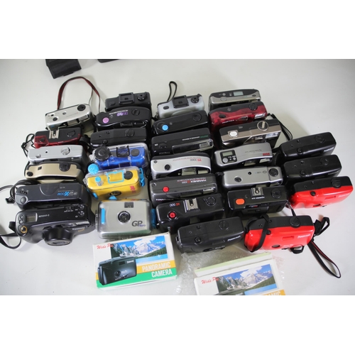 11 - Compact Cameras Job Lot - 29 Units

This job lot consists of 29 compact cameras of various models an... 