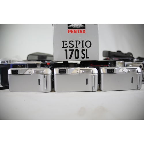 13 - 16x Compact Cameras - Pentax Models

This job lot includes 16 compact cameras, all of them being Pen... 