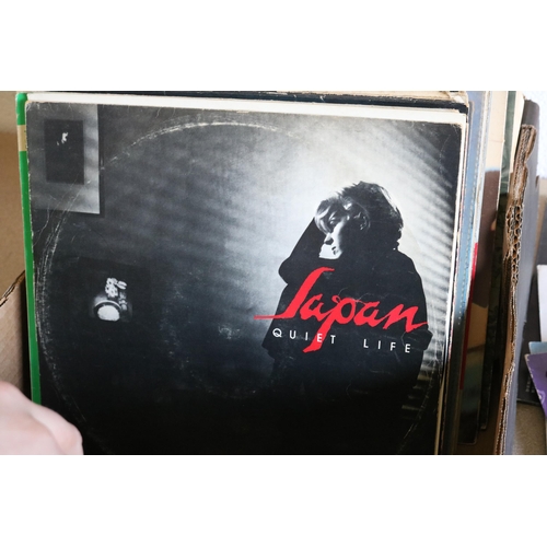 249 - Box of Vinyl Records, mainly dance 80s 90s. There are approximately 150, some albums, some singles. ... 