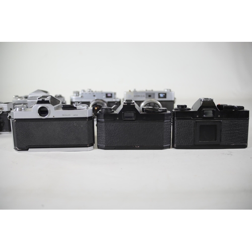 29 - 10 Vintage Film Cameras: Ideal for Parts or Repairs - Centon K100, Chinon CE-5, Miranda No. 668932, ... 