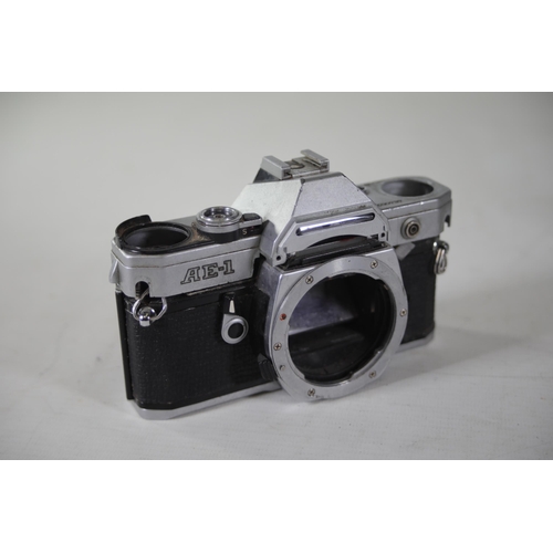 29 - 10 Vintage Film Cameras: Ideal for Parts or Repairs - Centon K100, Chinon CE-5, Miranda No. 668932, ... 