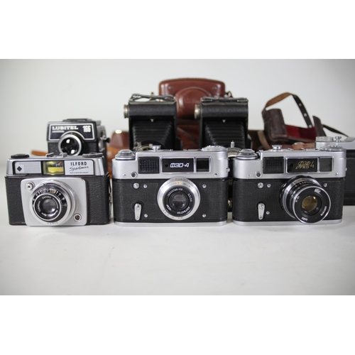 34 - 10 Various vintage cameras. All of these cameras are being sold as untested. Camera list as follows ... 