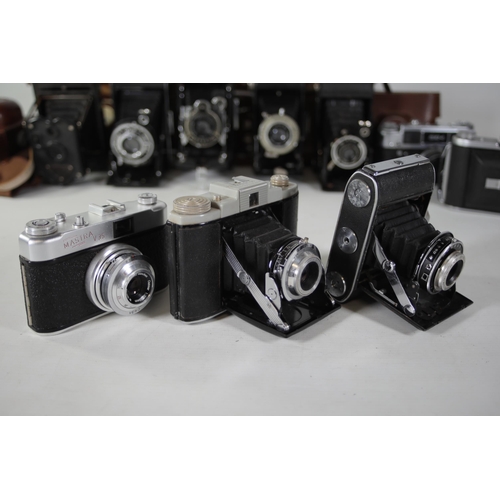 35 - 13 various vintage folding cameras. All of these cameras are being sold as untested. Camera list as ... 