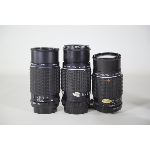 41 - Large Collection of 14 Pentax and Praktica Lenses:

1. Praktica 3.5/135 MC Carl Zeiss Jena: Lens loo... 