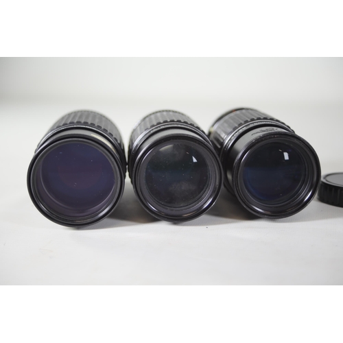 41 - Large Collection of 14 Pentax and Praktica Lenses:

1. Praktica 3.5/135 MC Carl Zeiss Jena: Lens loo... 