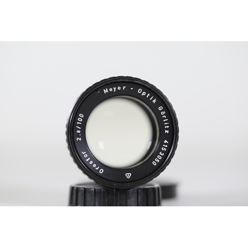 46 - Meyer - Optik Gorlitz Orestor 2.8/100 4153050 Camera Lens - Lens is clear.