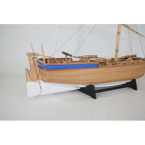 52 - Panart Armed Pinnace Lancia Armata 1803 Wooden Ship Kit Scale 1:16 - part completed.

This wooden sh... 