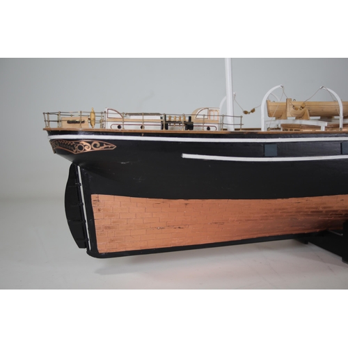 55 - Cutty Sark Ship Model - Approx. 105cm in Length - Various Stages of Completion

This item is a model... 