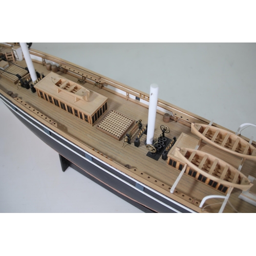 55 - Cutty Sark Ship Model - Approx. 105cm in Length - Various Stages of Completion

This item is a model... 