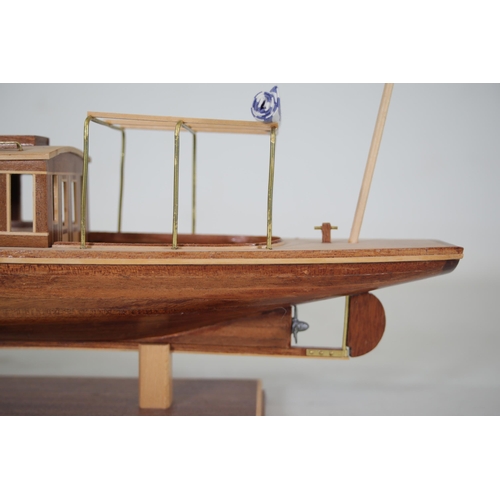 56 - Hobby Steam Boat Louise Victoria Scale 1/26 455mm 18