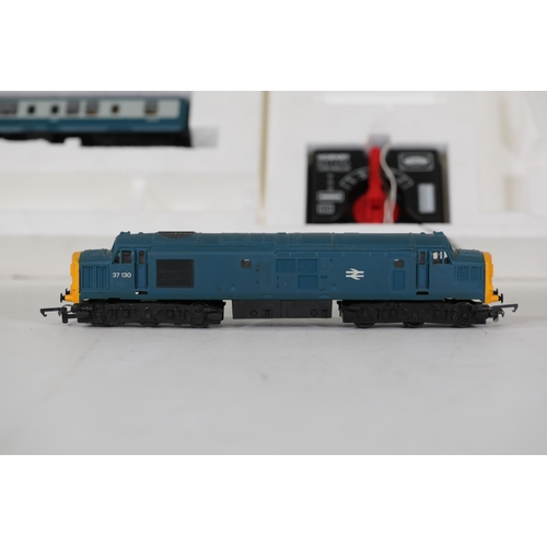 72 - Hornby Inter-City Electric Train Set R686: Includes Carriages, Locomotive, Hornby Battery Controller... 