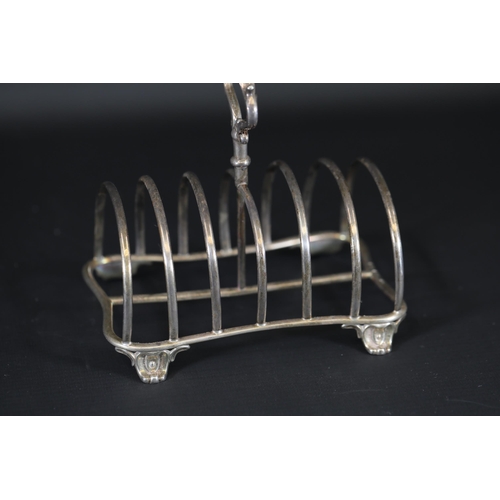 87 - London Silver Toast Rack 1860, 282 Grams