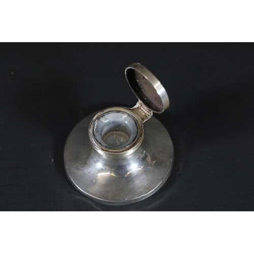 95 - 1911 Hallmarked Silver Inkwell and 4 Additional Silver Items, Total Weight of 172g

One of the items... 