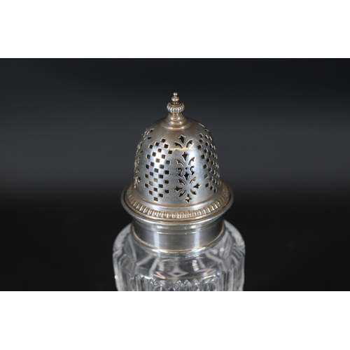 96 - Antique Barker Brothers Sugar Castor Hallmarked Silver and Glass Sugar Shaker

A beautiful antique s... 