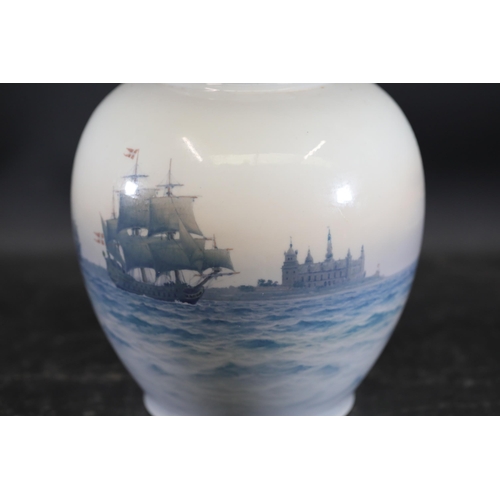 11 - Royal Copenhagen Art Nouveau Vase with Light  - Type: Vase with light fixture - Material: Porcelain ... 