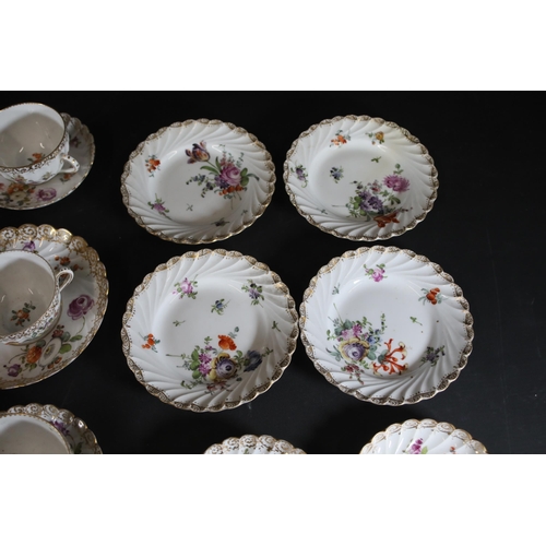 40 - Dresden Floral Pattern Porcelain Tea Service Set  This exquisite Dresden porcelain tea service set f... 