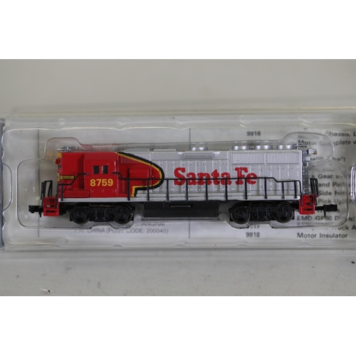 48 - Bachmann N Scale Santa Fe Model Train Locomotive  This Bachmann N Scale model train locomotive featu... 