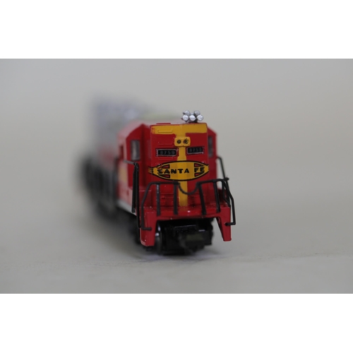 48 - Bachmann N Scale Santa Fe Model Train Locomotive  This Bachmann N Scale model train locomotive featu... 