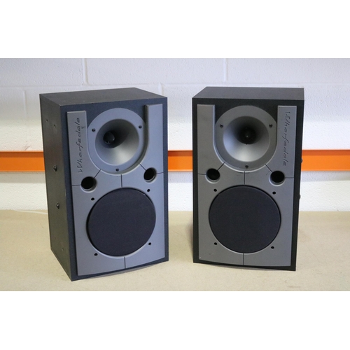 53 - Pair of Wharfedale 2090 Speakers  This pair of Wharfedale 2090 speakers offers a stunning blend of d... 