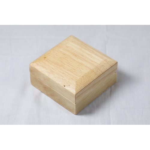 1162 - 2025 Gold Britannia 1/10 oz by The Royal Mint in presentation boxA 2025 Gold Britannia 1/10 ounce co... 