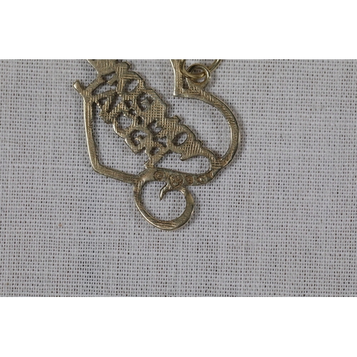 1298 - Collection of Gold Chains, Rings and Pendants, 13g all 9ctA mixed group of yellow gold jewellery com... 