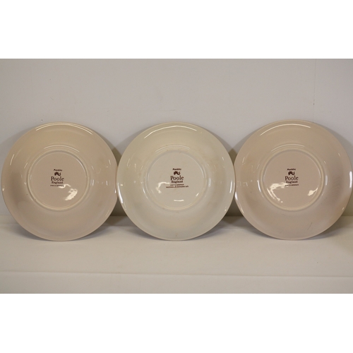 1390 - Poole Pottery Mandalay Pattern Dinner Service SetThis comprehensive Poole Pottery dinner service set... 