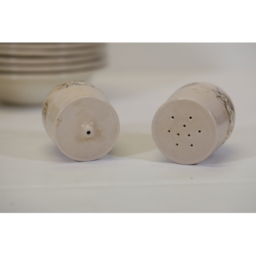 1390 - Poole Pottery Mandalay Pattern Dinner Service SetThis comprehensive Poole Pottery dinner service set... 