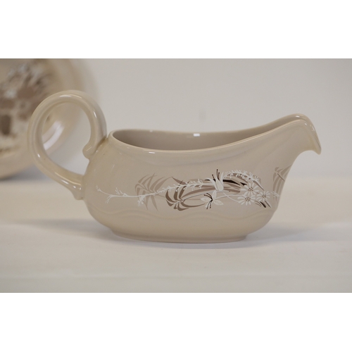 1390 - Poole Pottery Mandalay Pattern Dinner Service SetThis comprehensive Poole Pottery dinner service set... 