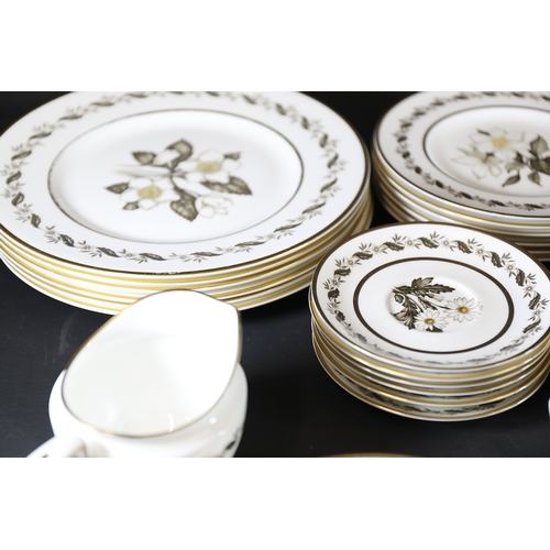 1392 - **Mid-20th Century Royal Worcester 