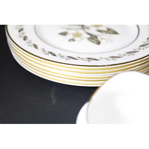 1392 - **Mid-20th Century Royal Worcester 