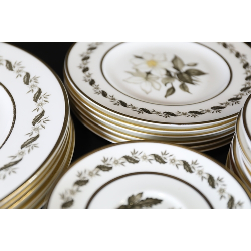 1392 - **Mid-20th Century Royal Worcester 