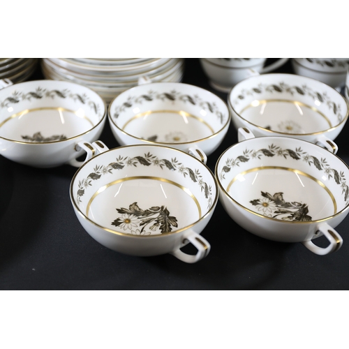 1392 - **Mid-20th Century Royal Worcester 