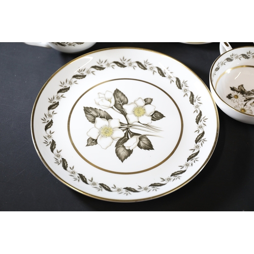 1392 - **Mid-20th Century Royal Worcester 