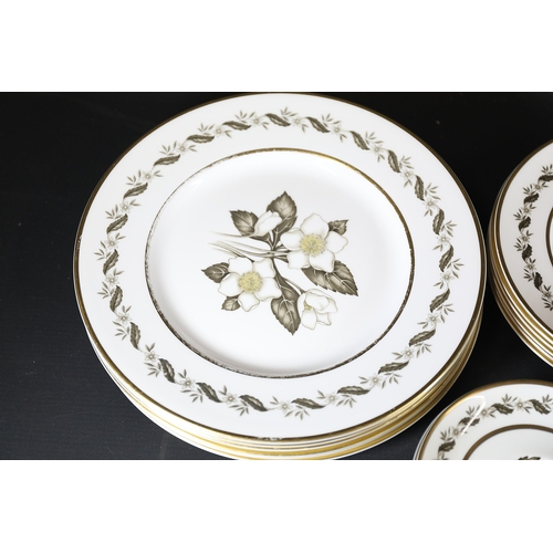 1392 - **Mid-20th Century Royal Worcester 