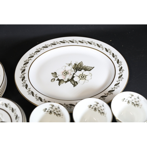 1392 - **Mid-20th Century Royal Worcester 