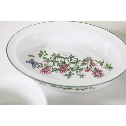 1401 - Royal Worcester Worcester Herbs Wild Thyme tea and tableware collection, 19871990Extensive group of... 