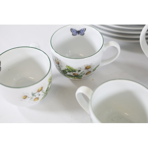 1401 - Royal Worcester Worcester Herbs Wild Thyme tea and tableware collection, 19871990Extensive group of... 