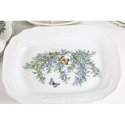 1401 - Royal Worcester Worcester Herbs Wild Thyme tea and tableware collection, 19871990Extensive group of... 