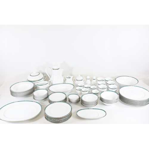1426 - Noritake green bordered porcelain dinner service for six, 60 plus piecesFine Noritake porcelain dinn... 