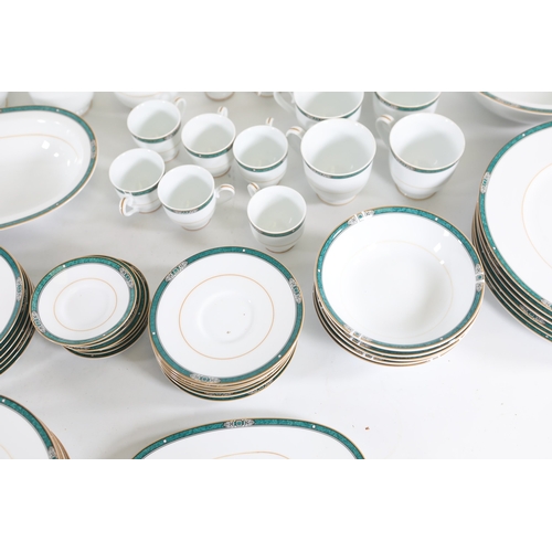 1426 - Noritake green bordered porcelain dinner service for six, 60 plus piecesFine Noritake porcelain dinn... 