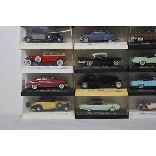 482 - Solido 1:43 French Boxed Model Car Collection, Age dOr and Les Modeles Prestigieux, 34 PiecesA defin... 