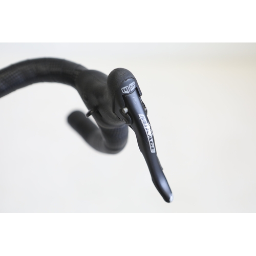 58 - Wilier Triestina Escape road bicycleWilier Triestina Escape road racing bicycle, with lightweight al... 