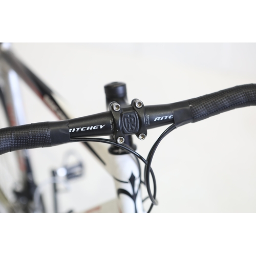 58 - Wilier Triestina Escape road bicycleWilier Triestina Escape road racing bicycle, with lightweight al... 