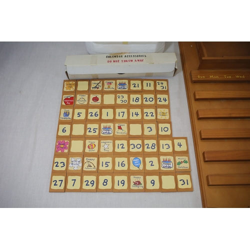 776 - Bradford Exchange Winnie the Pooh The Whole Year Through perpetual wall calendar setDisney licensed ... 